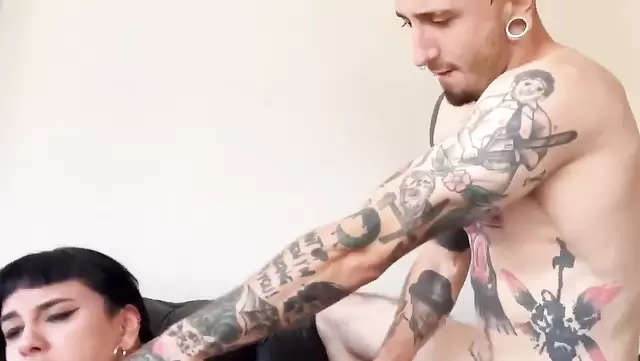 He lovingly fucks a beautiful Argentine woman with bangs on the couch